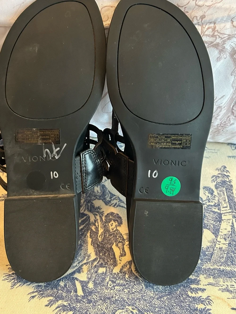 Vionic Alvana Black Leather Toe Post Sandals Orthotic Comfort Size 9.5